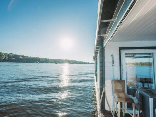 Foto Nummer 2: Hausboot Havelbiber