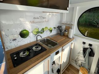 Foto Nummer 15: Rollyboot Florina